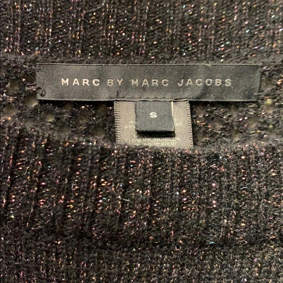 Marc by Marc Jacobs top - cute back detail - Picture 3 of 5